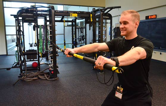 Your workout: TRX Rip Trainer - straight arm twists